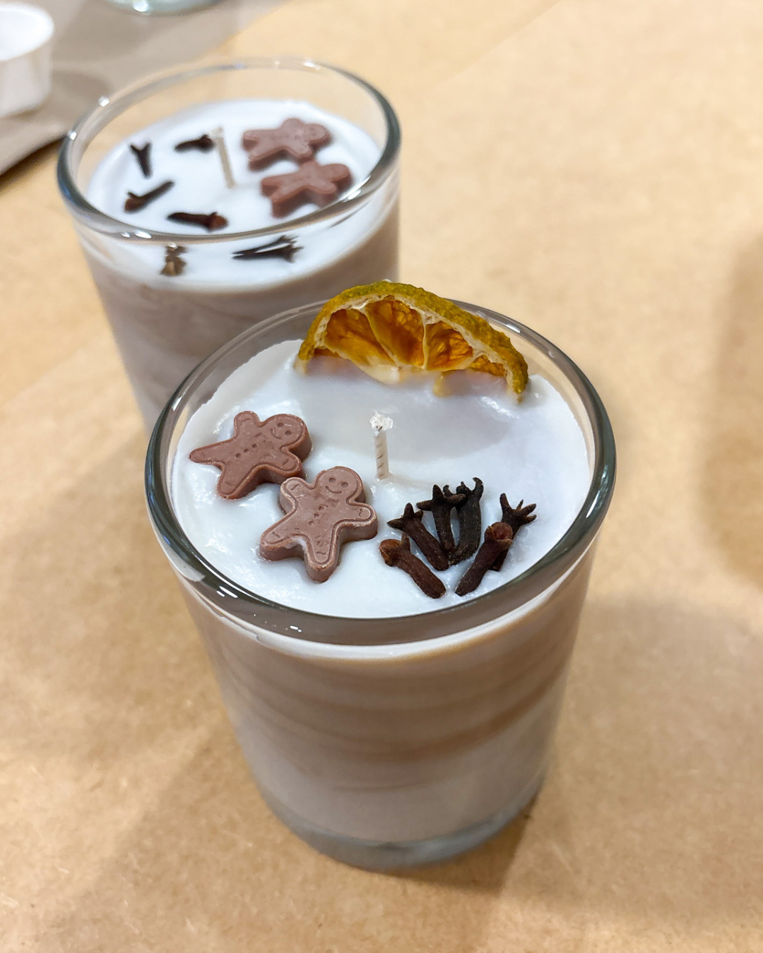 Handgegossene Herbst-Duftkerze mit Mandarine, Nelken aus dem LIMA Kerzenworkshop Berlin-Hermsdorf