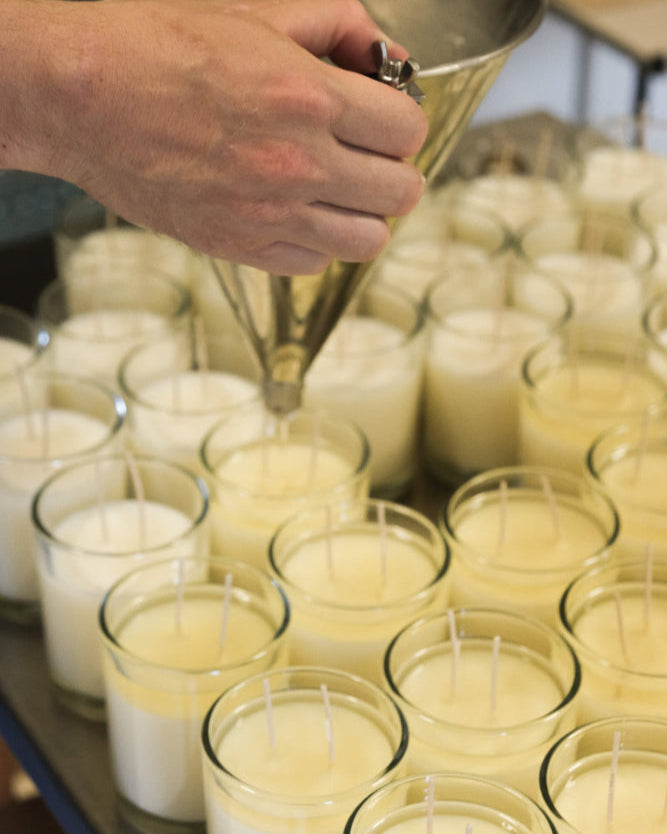 LIMA Duftkerzen – handgegossen aus Sojawachs im eleganten Glas